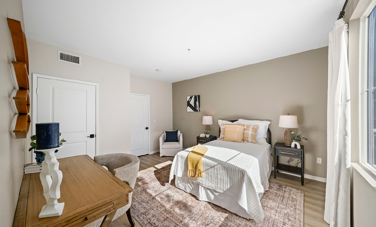 1801 E. Katella Ave #2076, Anaheim CA: 
