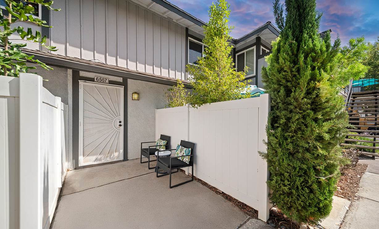 6567 Woodburn Ln, Yorba Linda CA: 