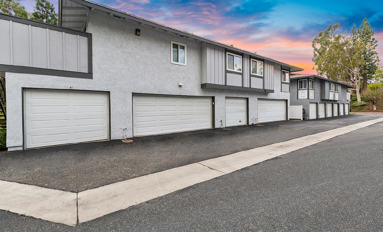 6567 Woodburn Ln, Yorba Linda CA: 
