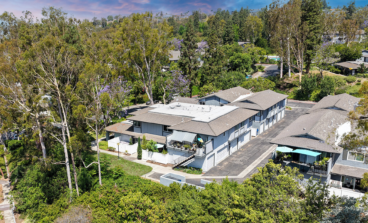 6567 Woodburn Ln, Yorba Linda CA: 