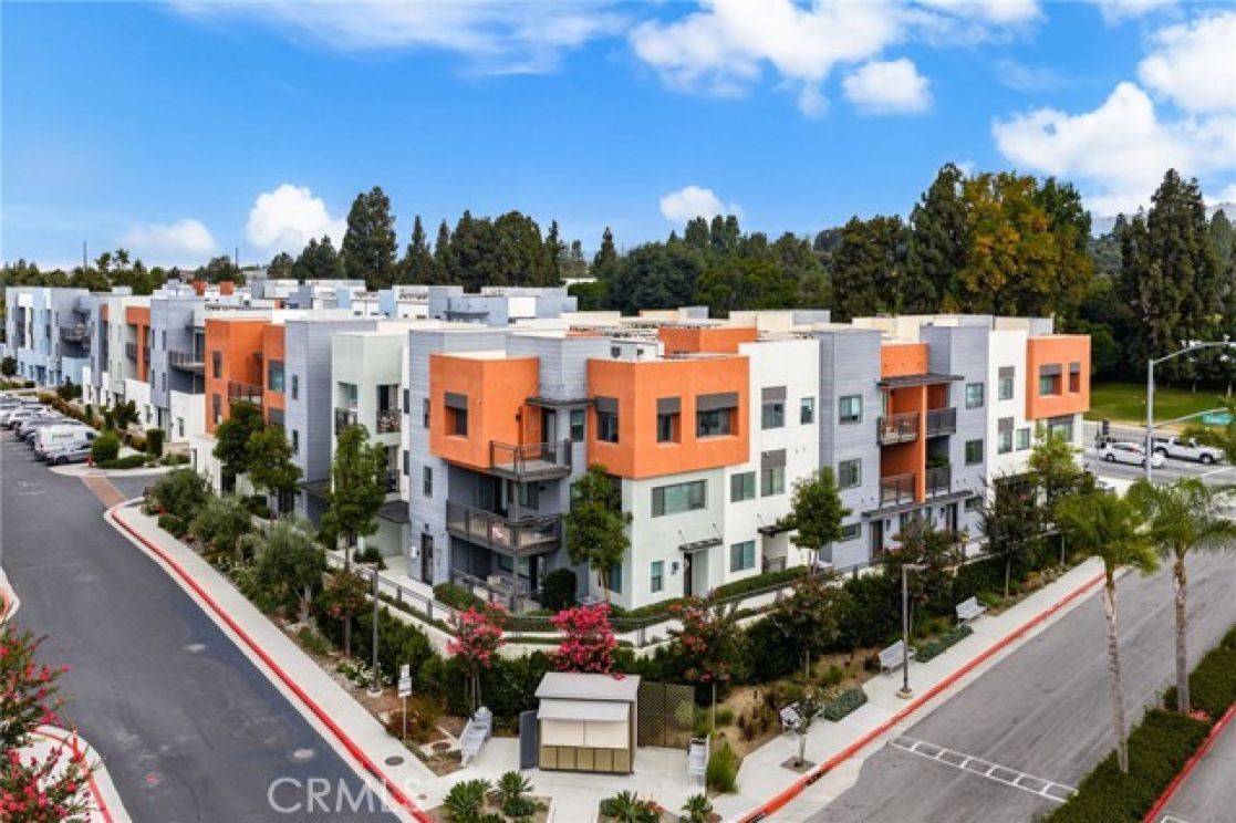 400 W Central Avenue, Brea CA: 