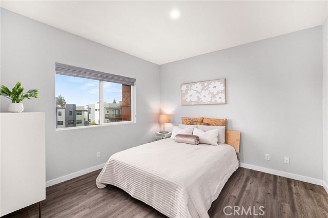 400 W Central Avenue, Brea CA: 