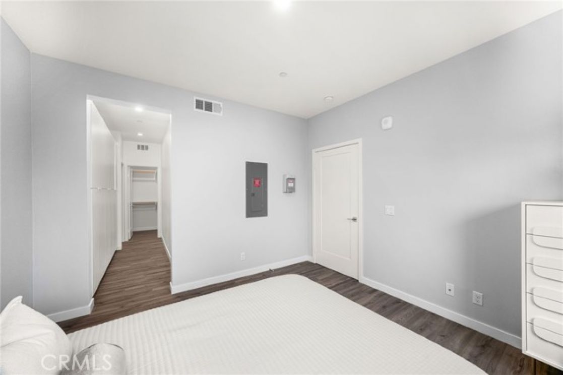400 W Central Avenue, Brea CA: 