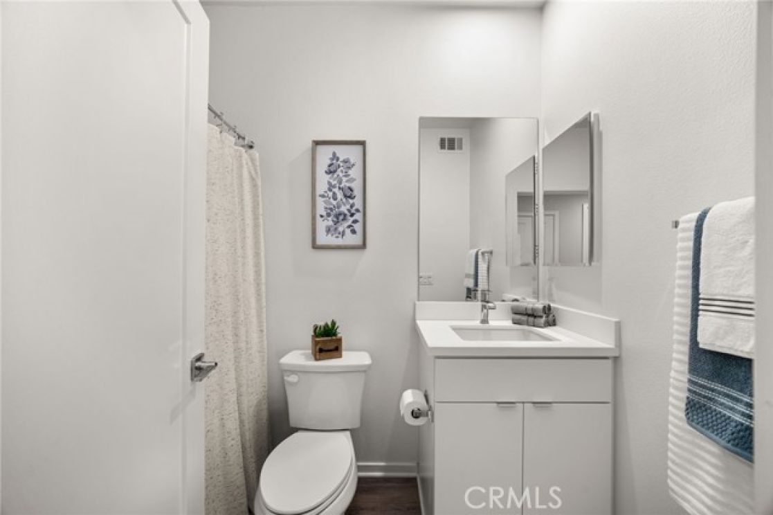 400 W Central Avenue, Brea CA: 