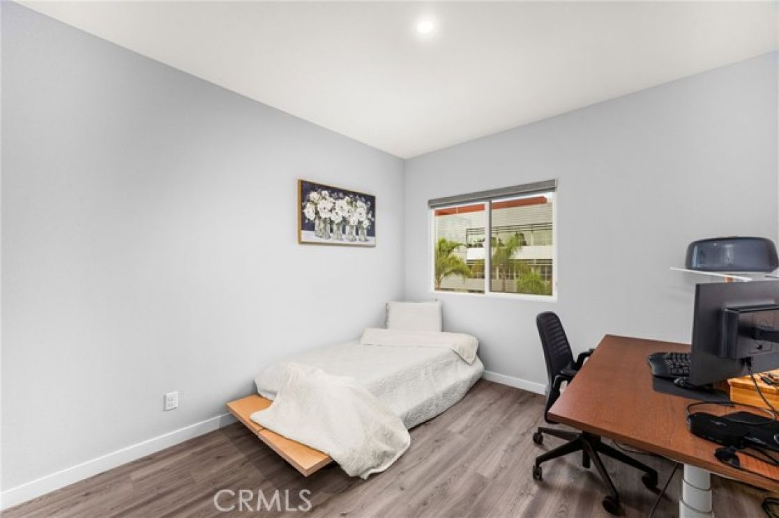 400 W Central Avenue, Brea CA: 