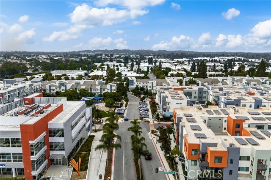 400 W Central Avenue, Brea CA: 