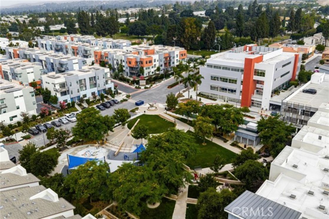 400 W Central Avenue, Brea CA: 