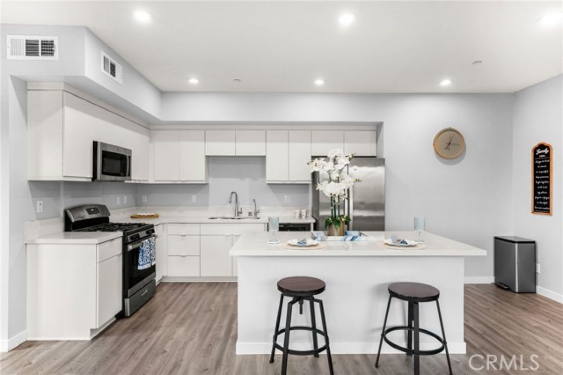 400 W Central Avenue, Brea CA: 
