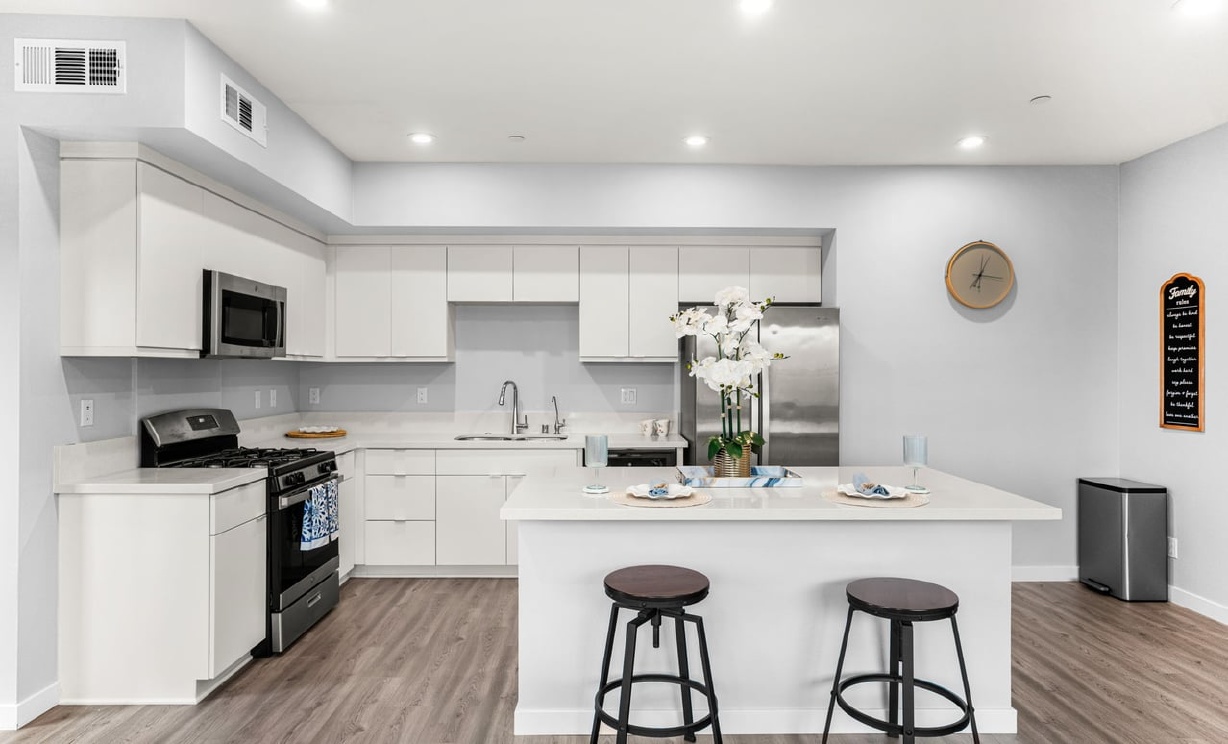400 W Central Ave #307, Brea CA: 