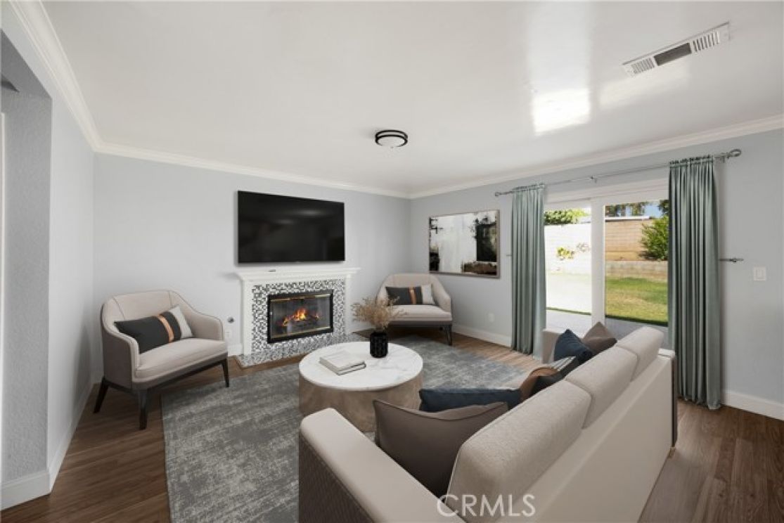 1063 W Long Beach Drive, Colton CA: 