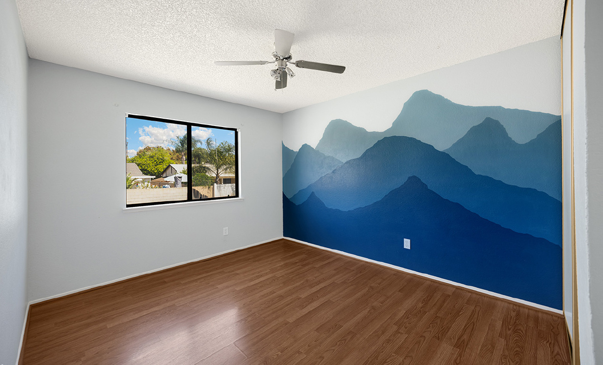 1063 W Long Beach Dr, Colton CA: 