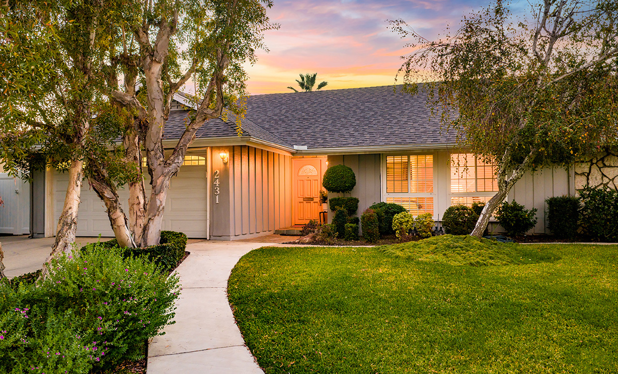 2431 Hartford Ave, Fullerton CA: 