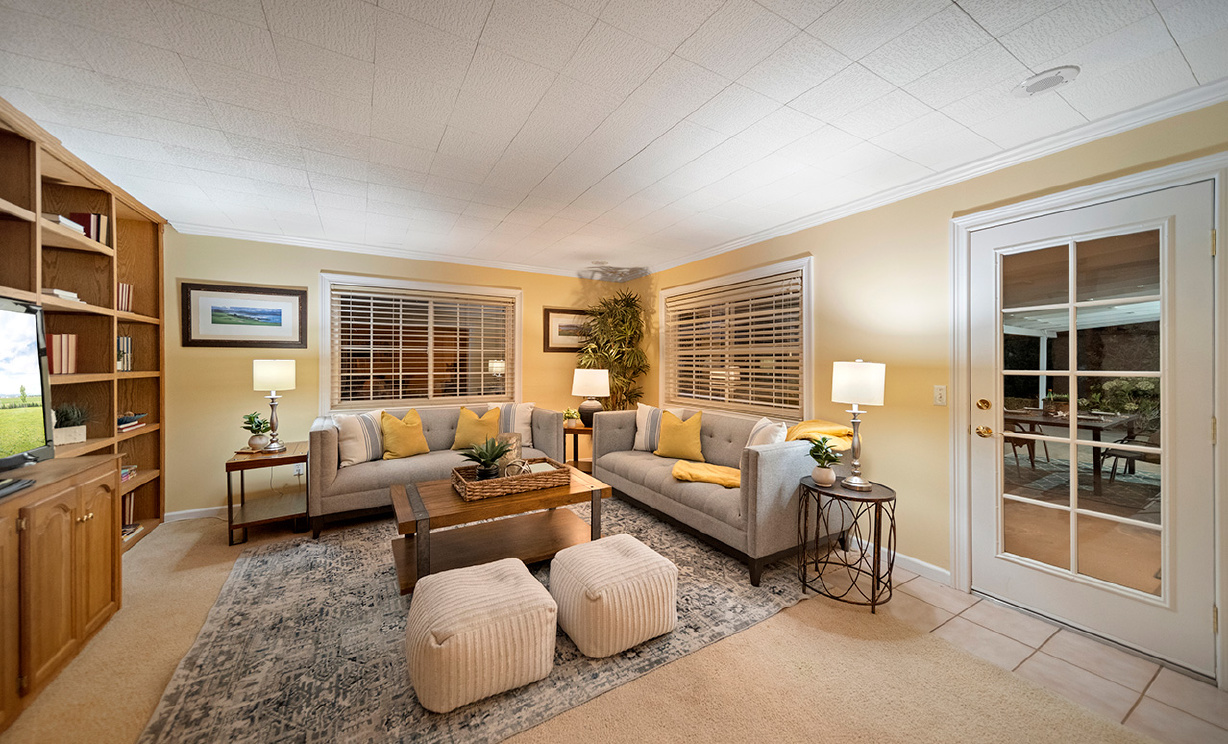 2431 Hartford Ave, Fullerton CA: 