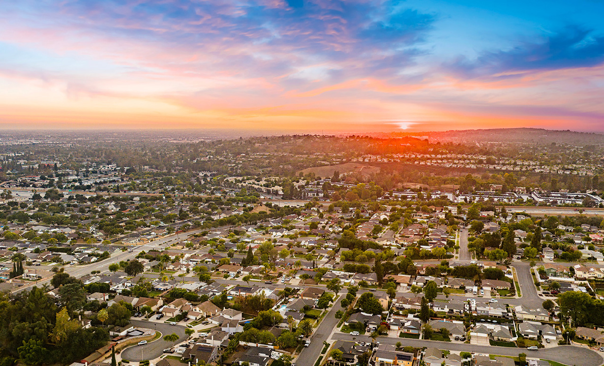 2431 Hartford Ave, Fullerton CA: 