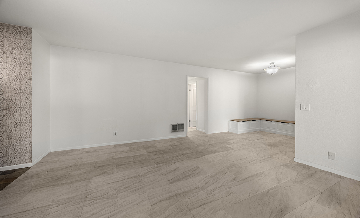 1052 S Idaho St #19, La Habra CA: 