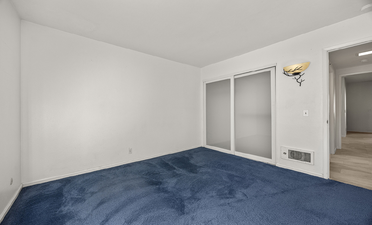 1052 S Idaho St #19, La Habra CA: 