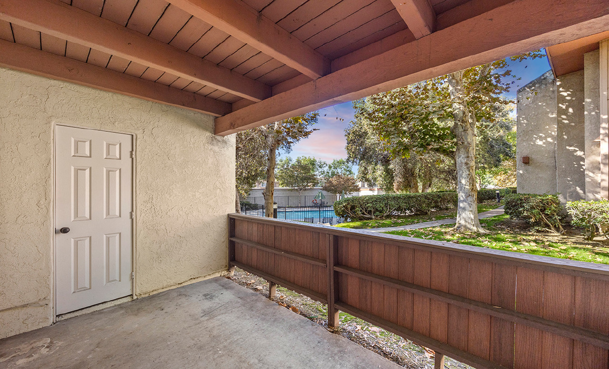 1052 S Idaho St #19, La Habra CA: 
