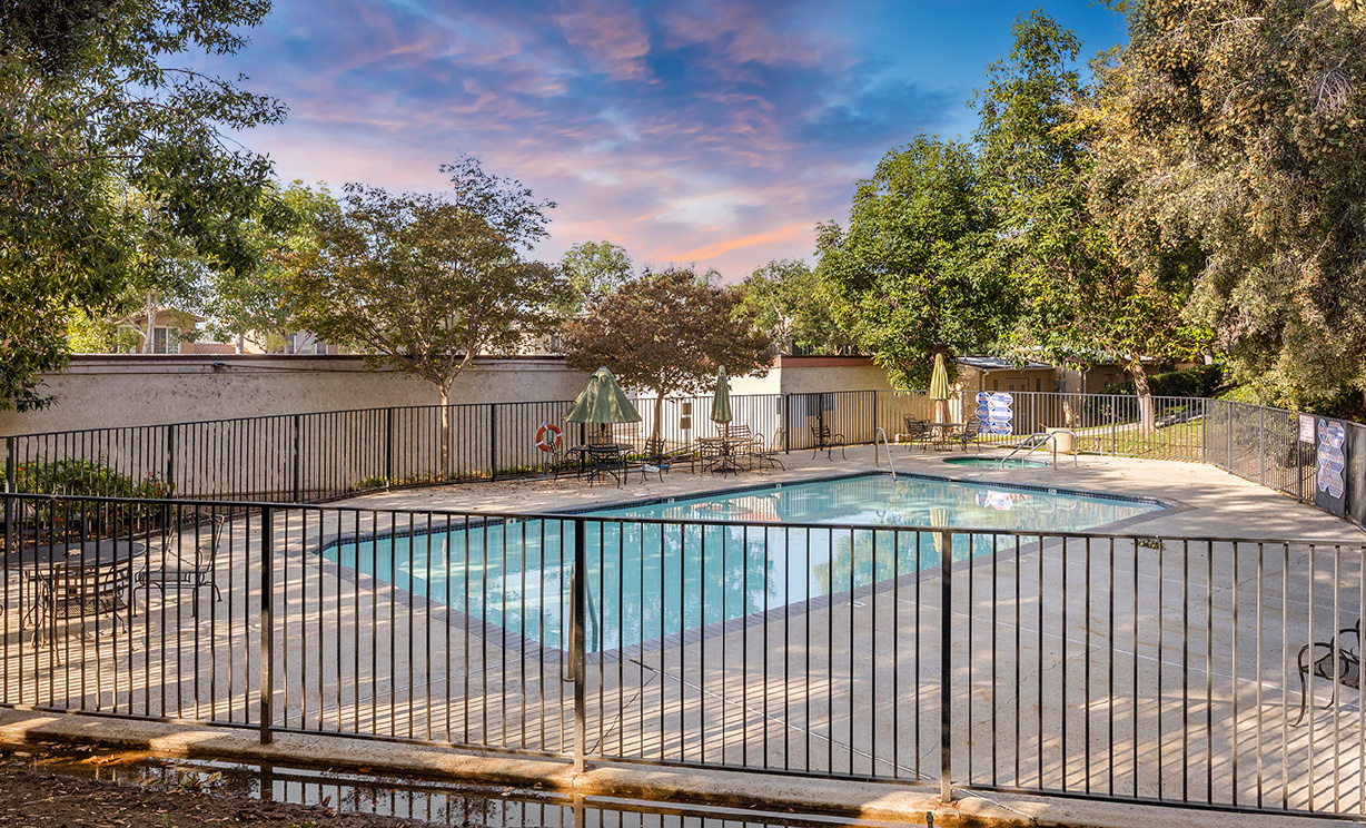 1052 S Idaho St #19, La Habra CA: 