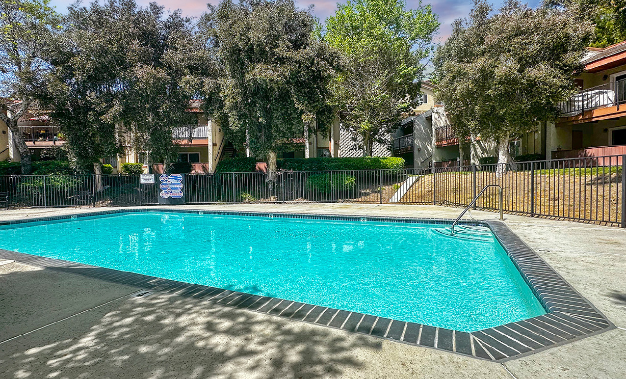 1052 S Idaho St #19, La Habra CA: 