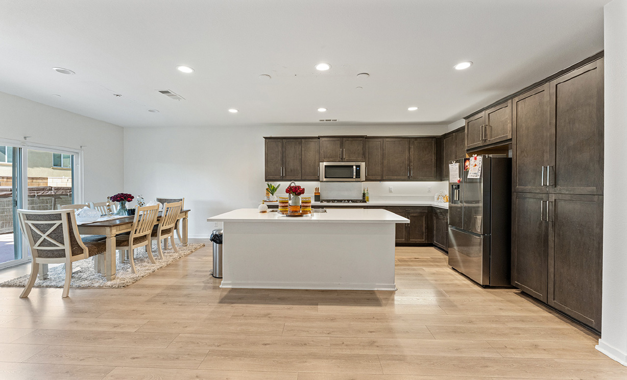 5252 Denali Court, Fontana CA: 