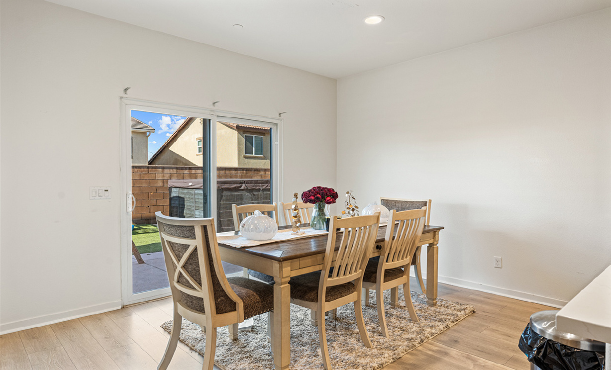 5252 Denali Court, Fontana CA: 