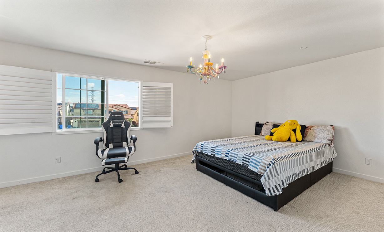 5252 Denali Court, Fontana CA: 