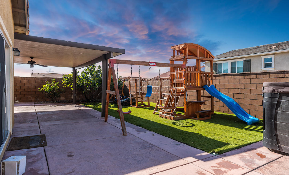 5252 Denali Court, Fontana CA: 