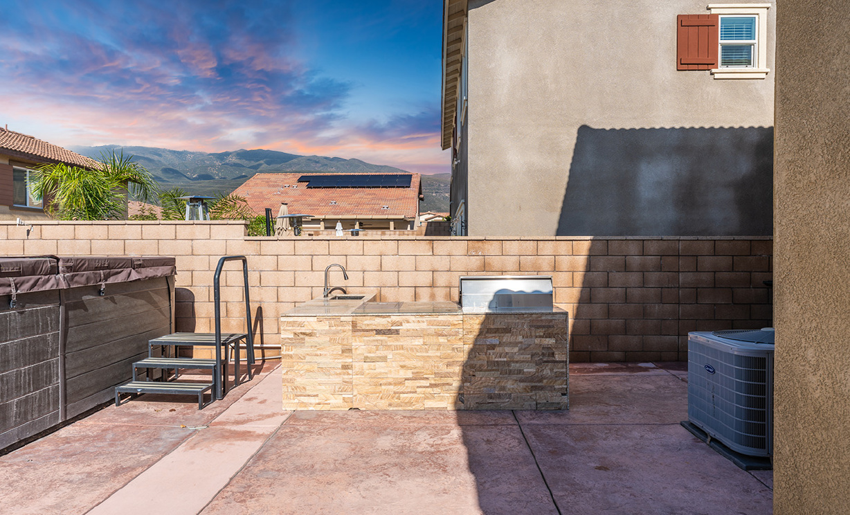 5252 Denali Court, Fontana CA: 