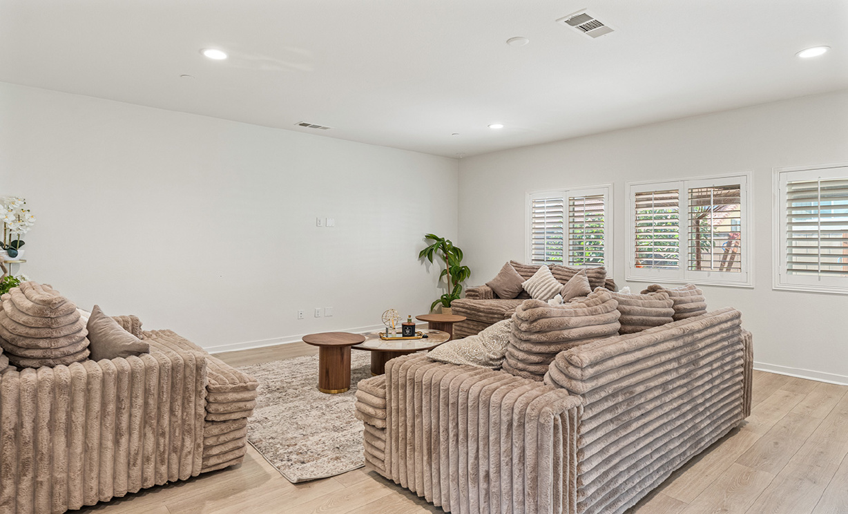 5252 Denali Court, Fontana CA: 