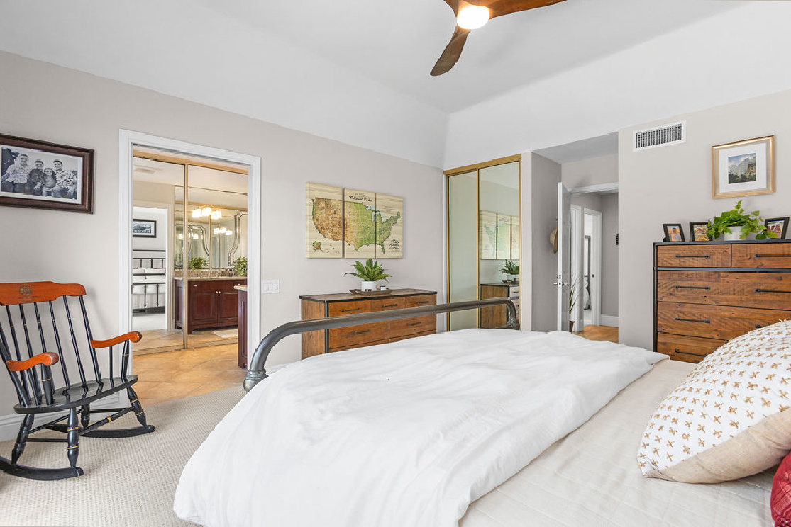 4374 Camphor Ave, Yorba Linda CA: 