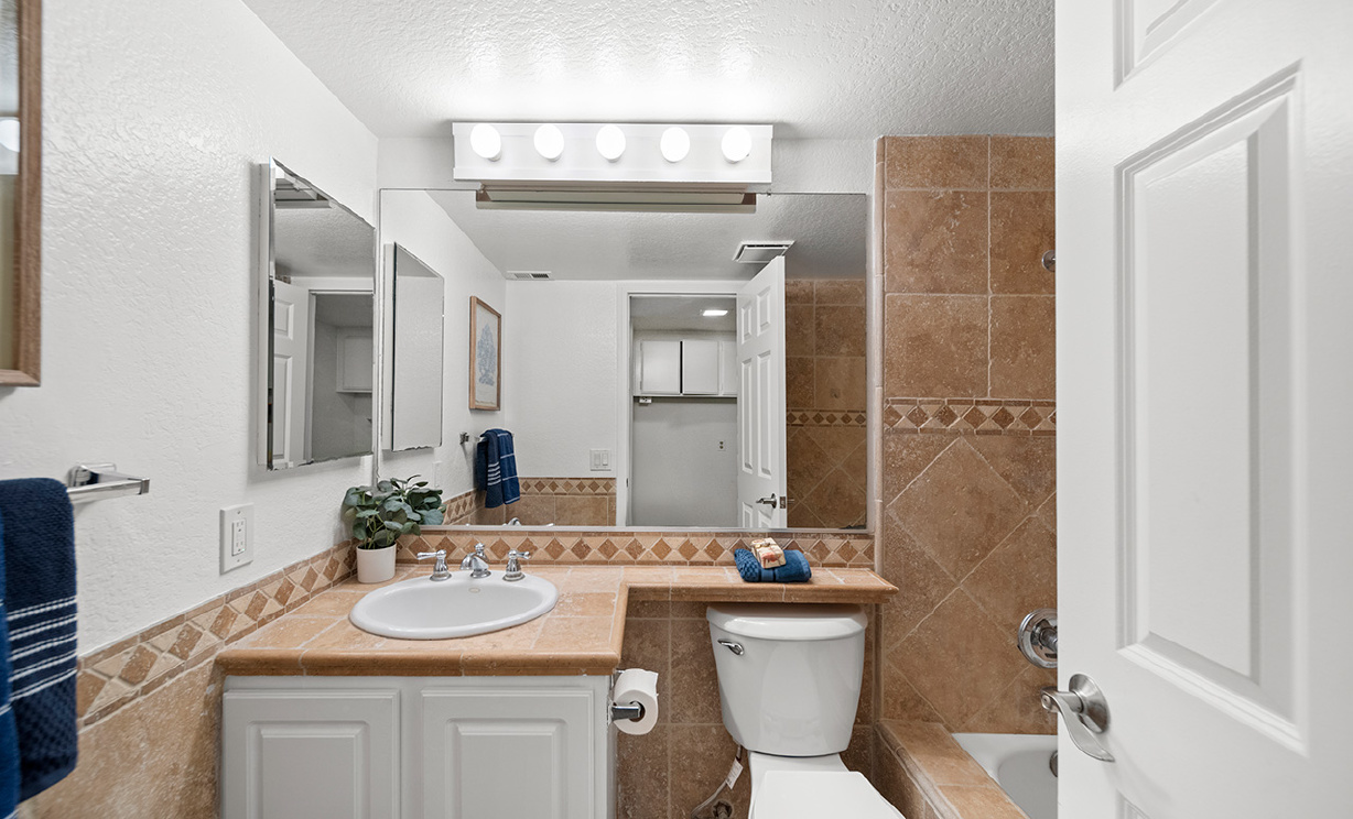 159 Los Alamitos Circle, Placentia CA: 