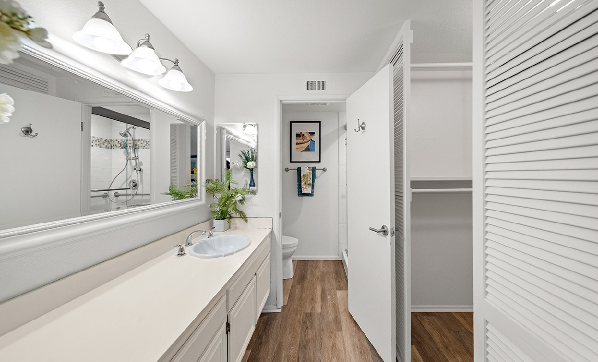 7230 Little Harbor Dr, Huntington Beach CA: 