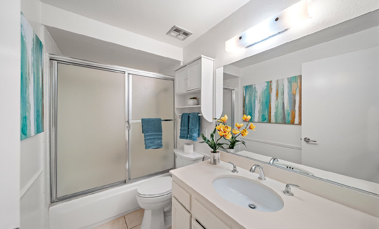 7230 Little Harbor Dr, Huntington Beach CA: 