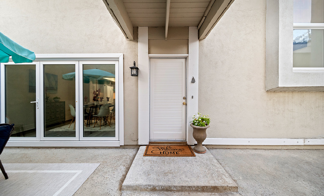 7230 Little Harbor Dr, Huntington Beach CA: 