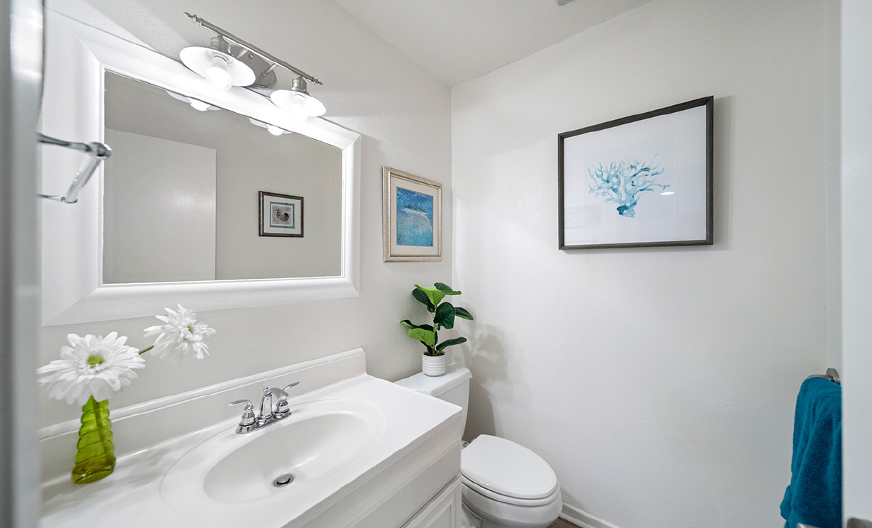 7230 Little Harbor Dr, Huntington Beach CA: 