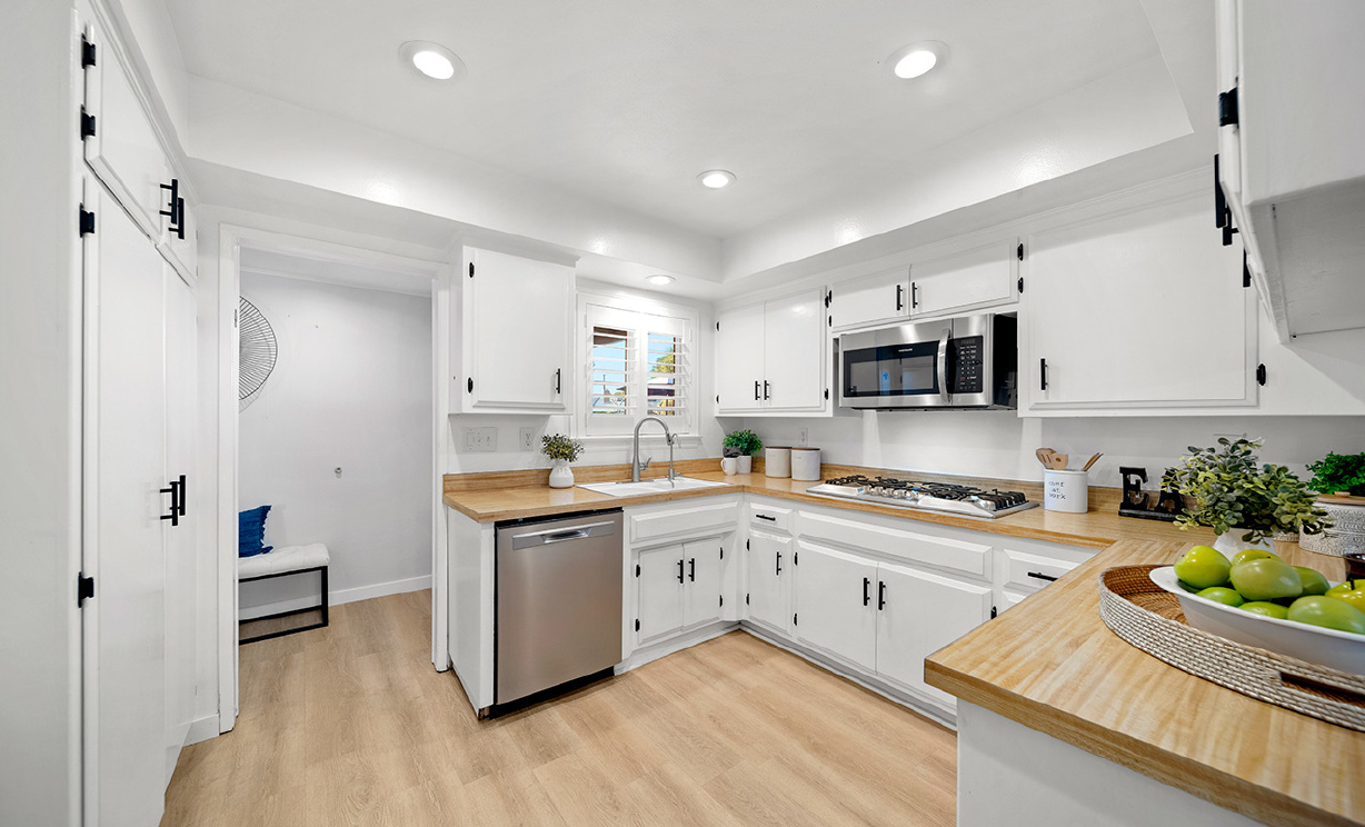 7622 Don Drive, Huntington Beach CA: