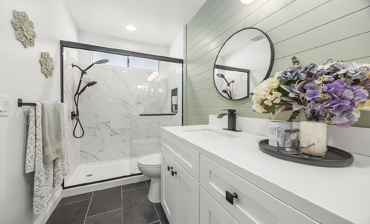 1124 N Sandalwood Avenue, Rialto CA: