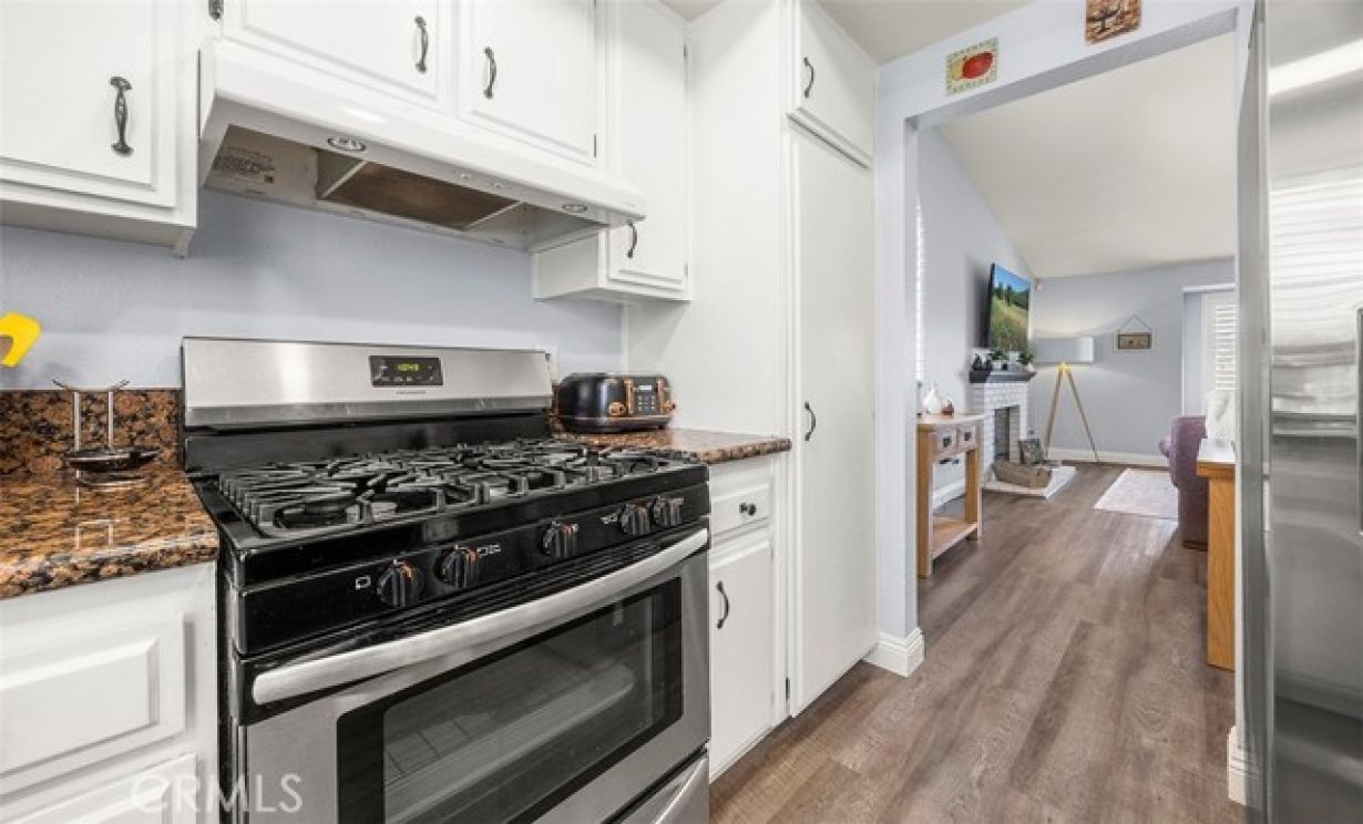 1124 N Sandalwood, Rialto CA: