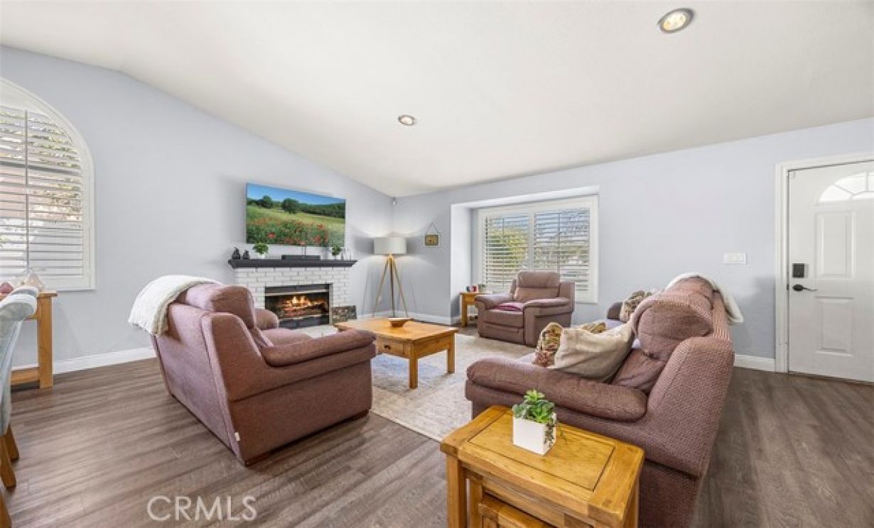 1124 N Sandalwood, Rialto CA: