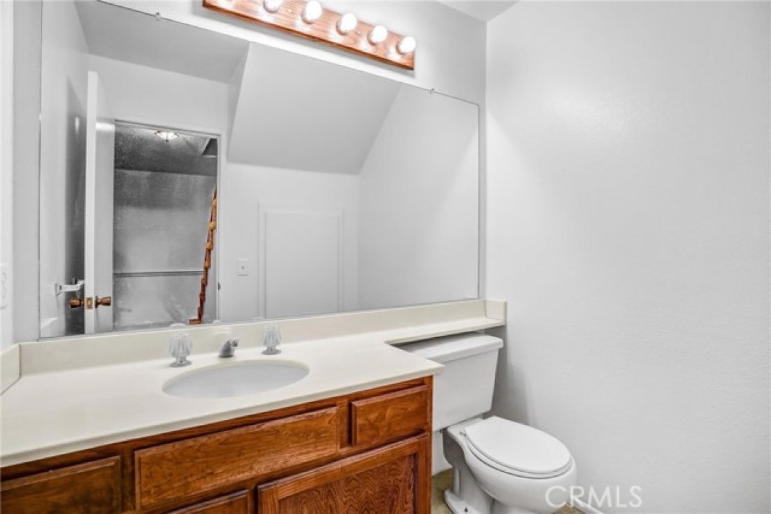 1110 Strawberry, Glendora CA: