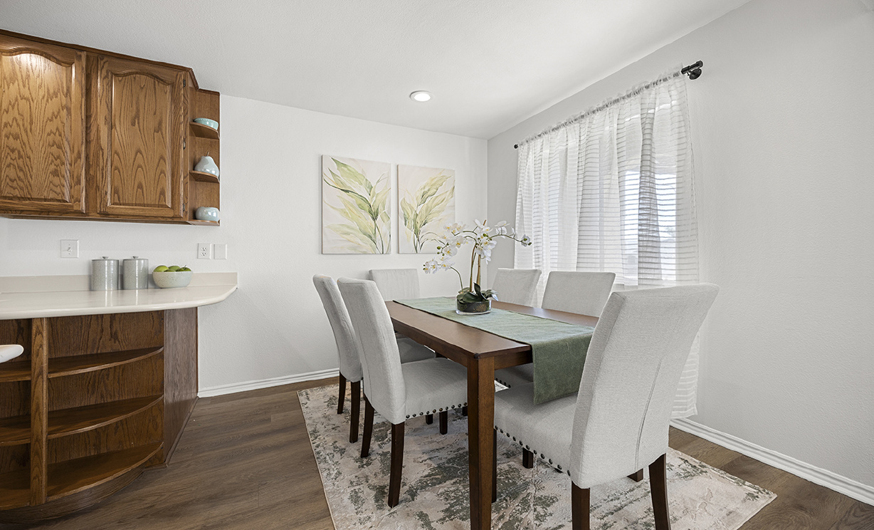 9964 La Mesa Court, Rancho Cucamonga CA: 