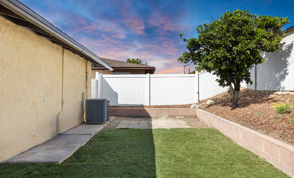 9964 La Mesa Court, Rancho Cucamonga CA: 