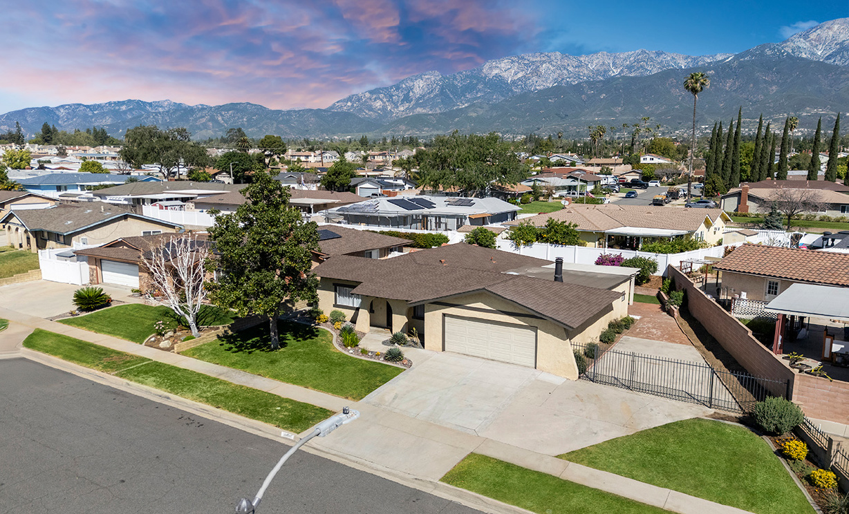 9964 La Mesa Court, Rancho Cucamonga CA: 