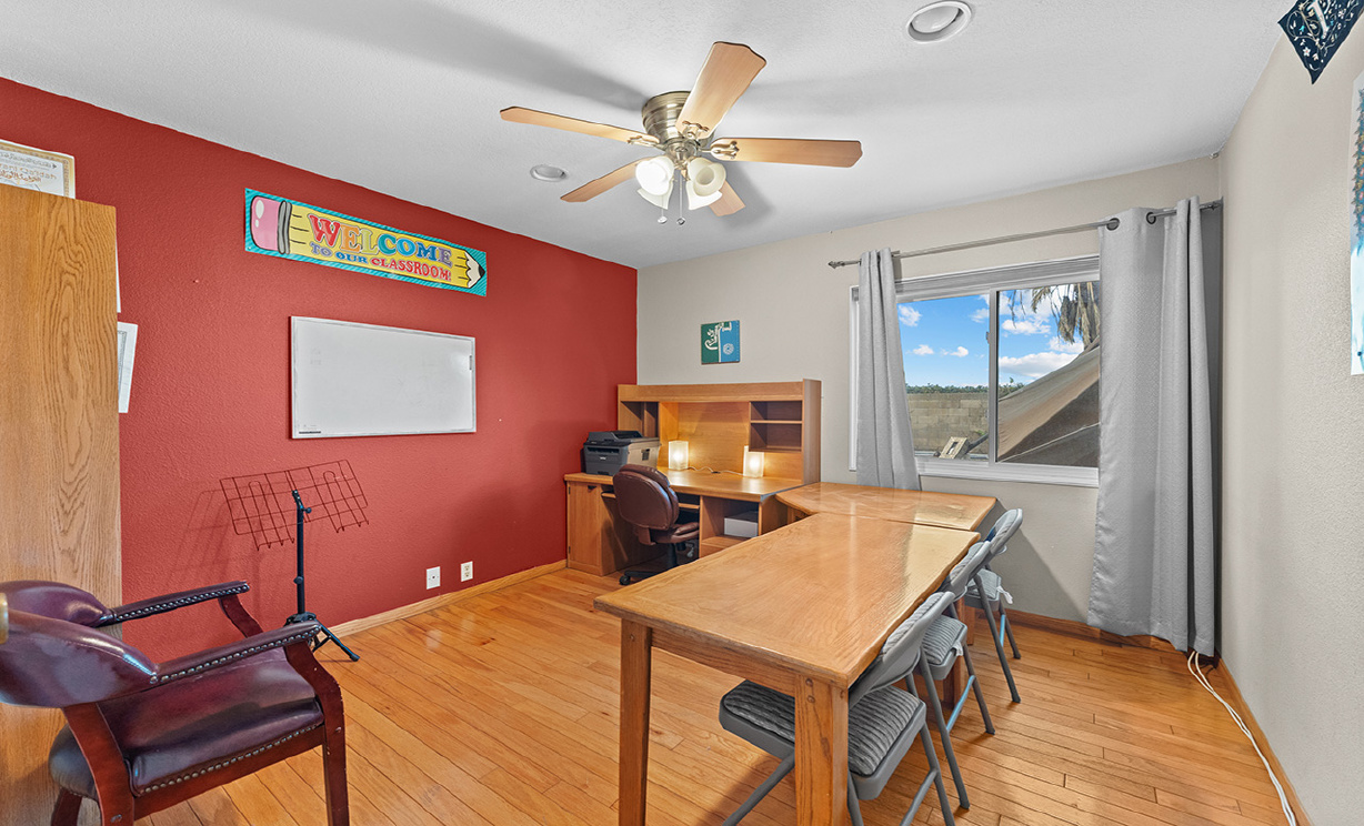 24621 Artemia Ave, Mission Viejo CA: 