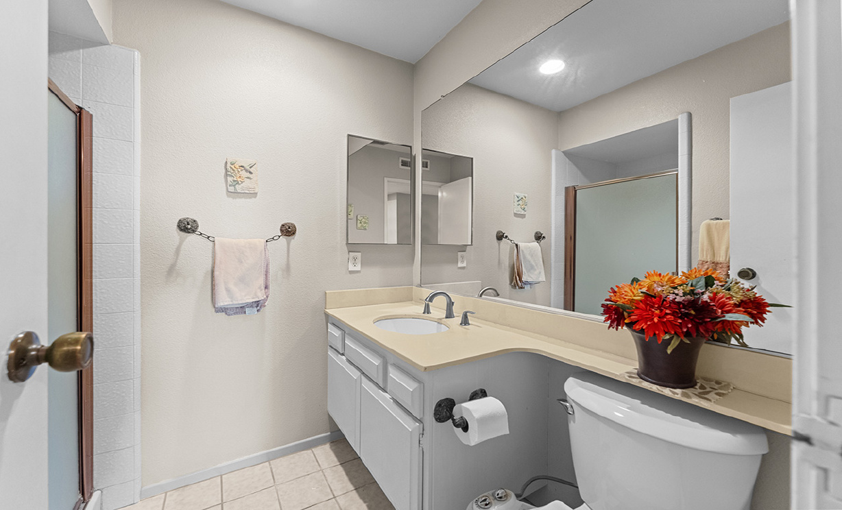 24621 Artemia Ave, Mission Viejo CA: 