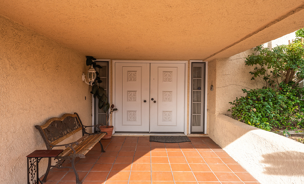 24621 Artemia Ave, Mission Viejo CA: 
