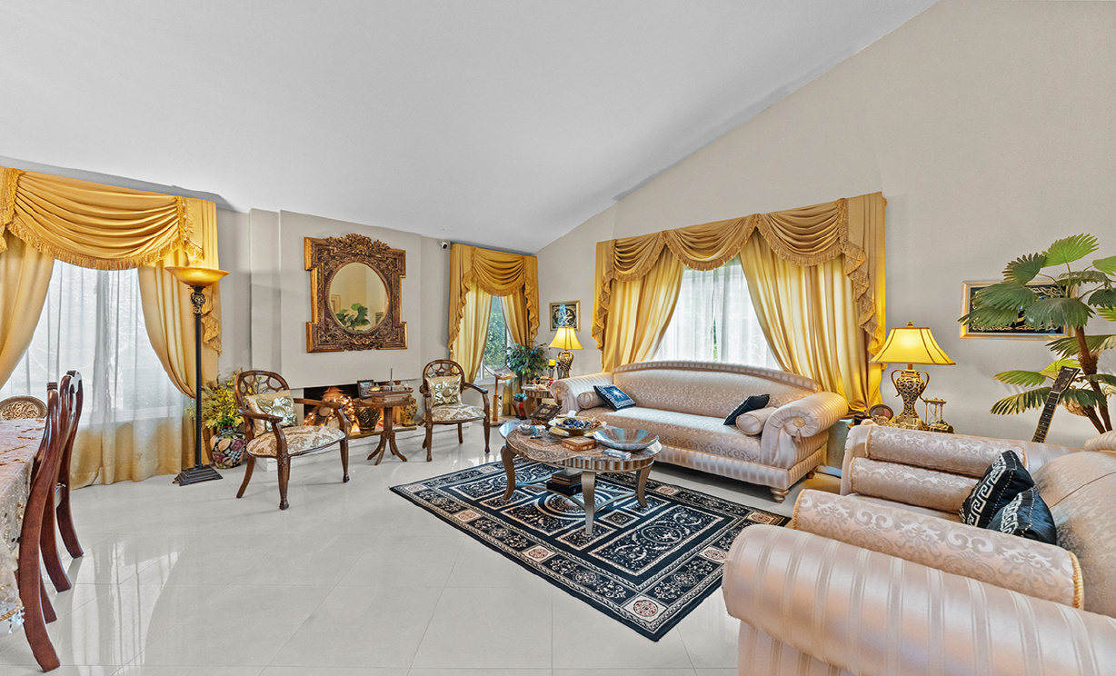 24621 Artemia Ave, Mission Viejo CA: 