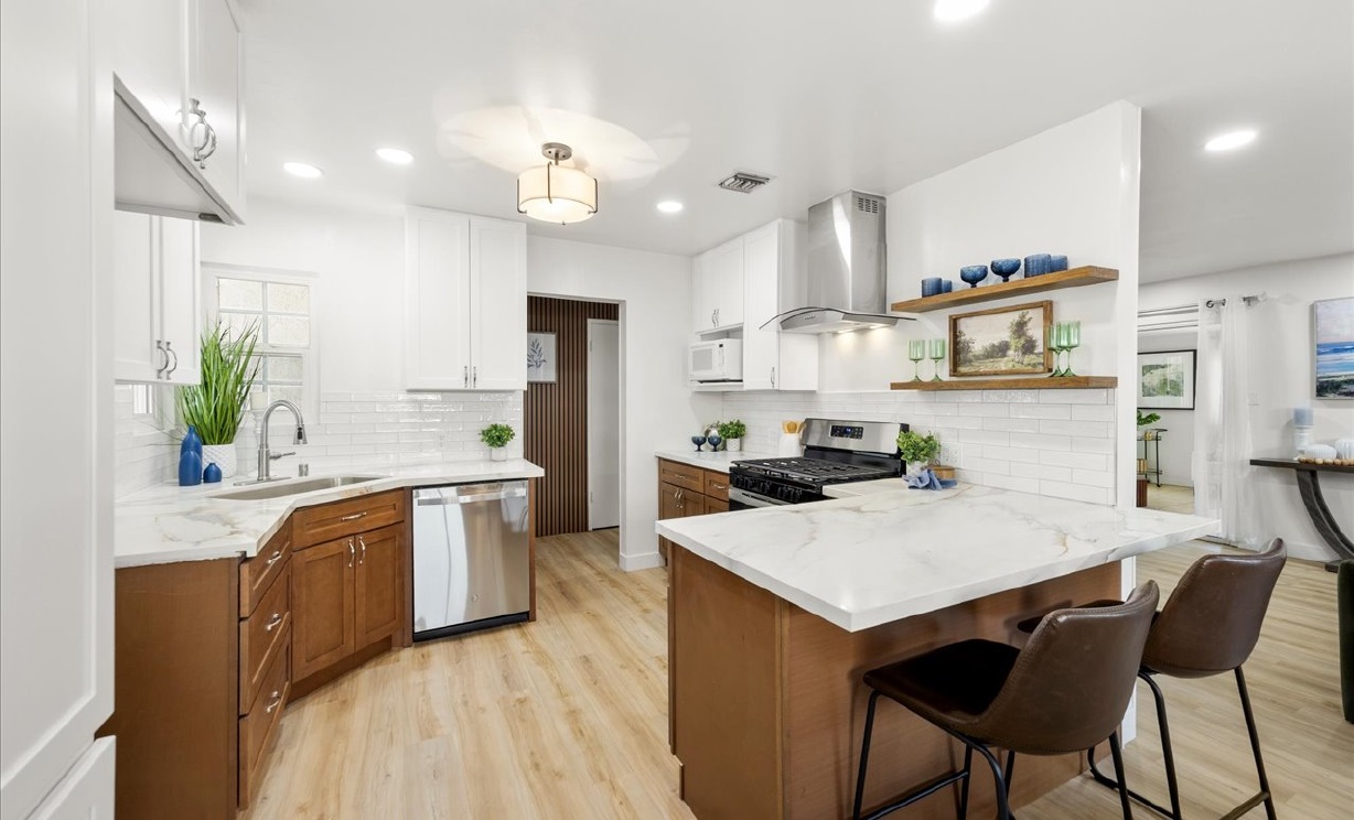 626 S Corta, Santa Ana CA: