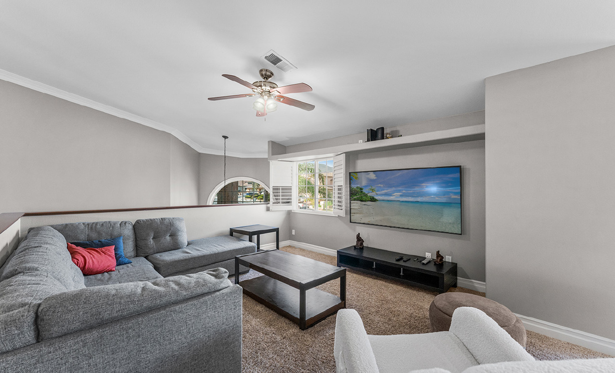 2843 S Buena Vista, Corona CA: 