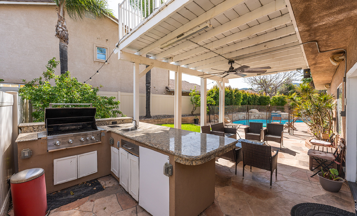 2843 S Buena Vista, Corona CA: 